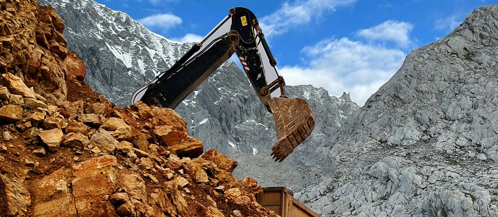 Main types and characteristics of mining excavators